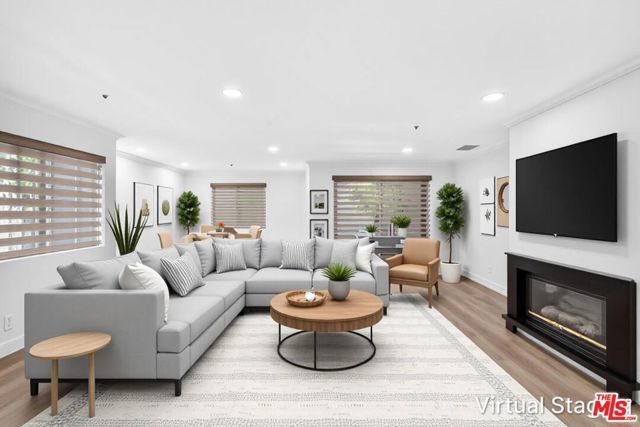538 Glenwood Road 1, Glendale, CA 91202