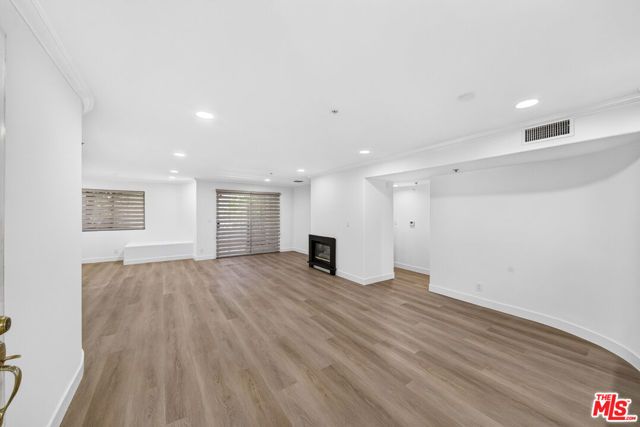 538 Glenwood Road 1, Glendale, CA 91202
