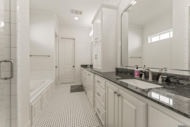 2196 Iberville Ave, Zachary, LA 70791