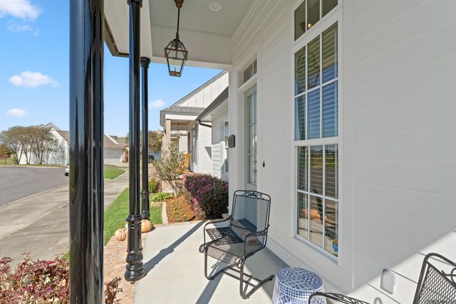 2196 Iberville Ave, Zachary, LA 70791