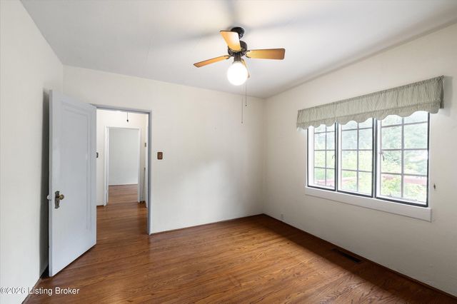 2150 Winston Ave, Louisville, KY 40205