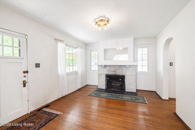 2150 Winston Ave, Louisville, KY 40205