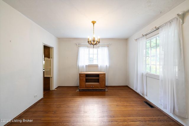 2150 Winston Ave, Louisville, KY 40205