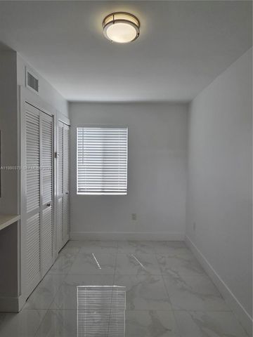 1646 NW 1st Pl 1, Miami, FL 33136