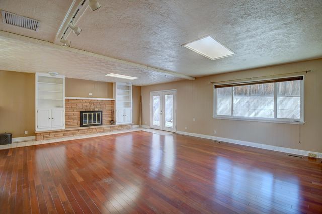 3804 Denise Court NE, Albuquerque, NM 87111