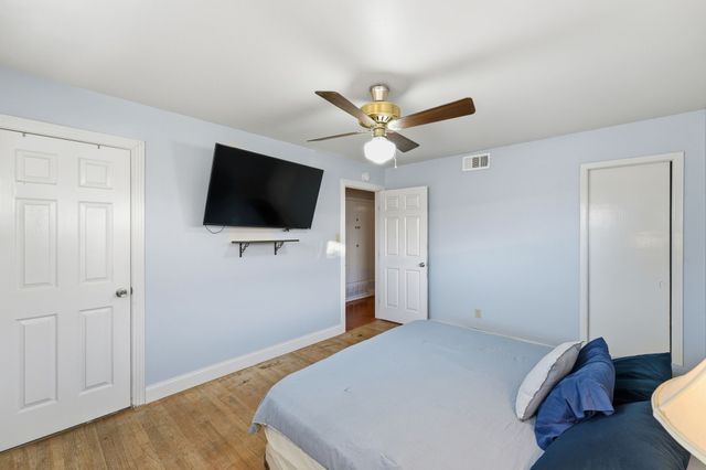 1809 James Street, Irving, TX 75061