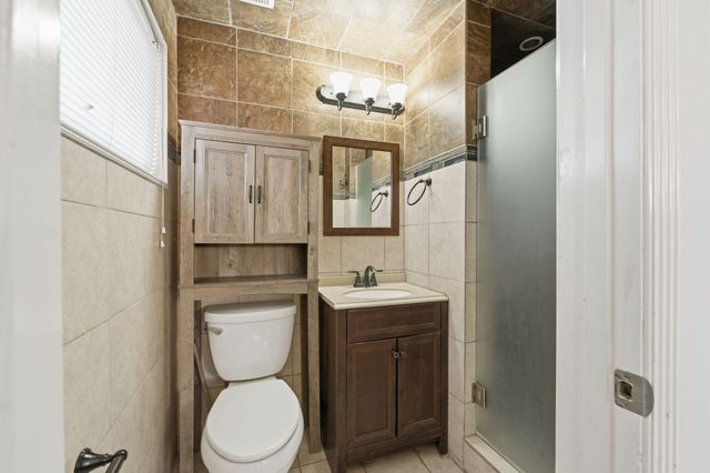 1809 James Street, Irving, TX 75061