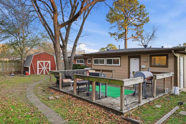 1809 James Street, Irving, TX 75061