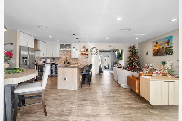 12301 NW 29th St, Sunrise, FL 33323