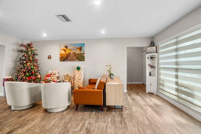 12301 NW 29th St, Sunrise, FL 33323