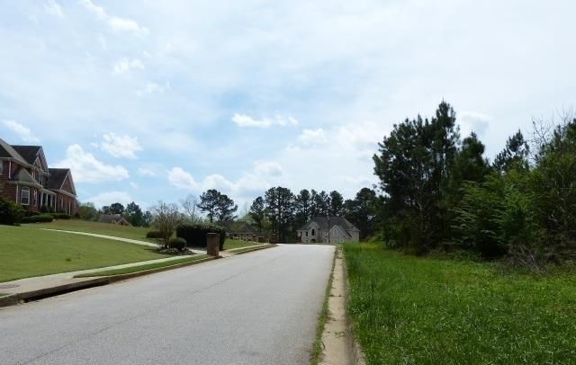 204 Benefield Court, Stockbridge, GA 30281