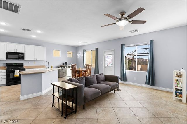 6284 Sledgehammer Court, North Las Vegas, NV 89081