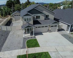4524 E Davin DR, Post Falls, ID 83854