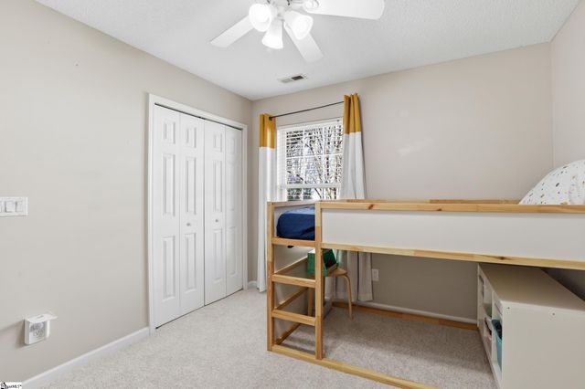 237 Kittiwake Lane, Boiling Springs, SC 29316