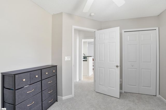 237 Kittiwake Lane, Boiling Springs, SC 29316