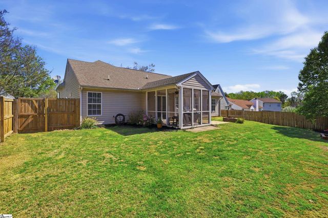 237 Kittiwake Lane, Boiling Springs, SC 29316