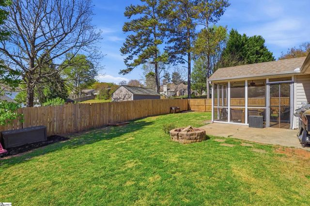 237 Kittiwake Lane, Boiling Springs, SC 29316