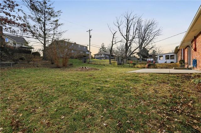 16515 E 35th Terrace, Independence, MO 64055