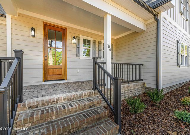 106 Fox Den Drive, West End, NC 27376