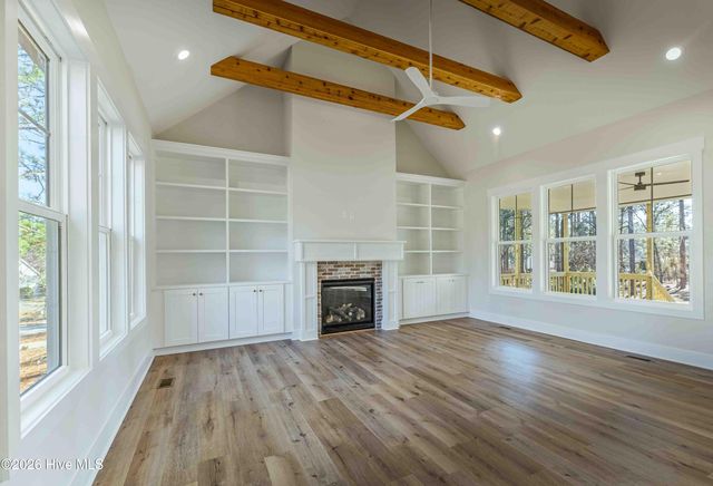 106 Fox Den Drive, West End, NC 27376