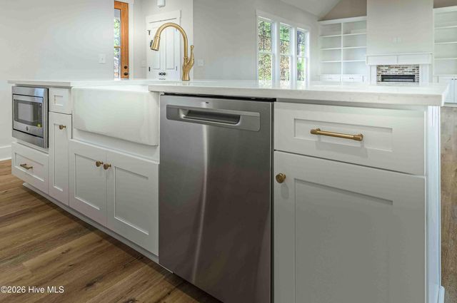 106 Fox Den Drive, West End, NC 27376