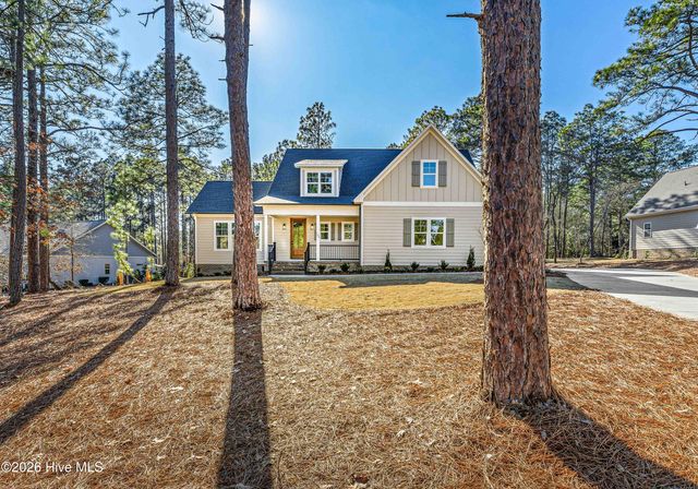 106 Fox Den Drive, West End, NC 27376