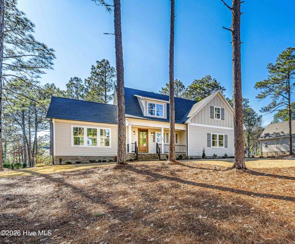 106 Fox Den Drive, West End, NC 27376