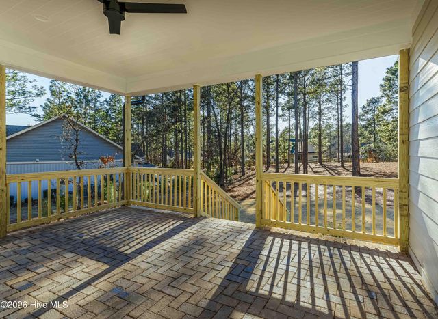 106 Fox Den Drive, West End, NC 27376