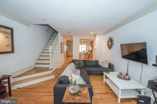2822 OGDEN ST #B, Philadelphia, PA 19130