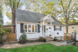 8 Ridge Pl, Wayne Twp., NJ 07470