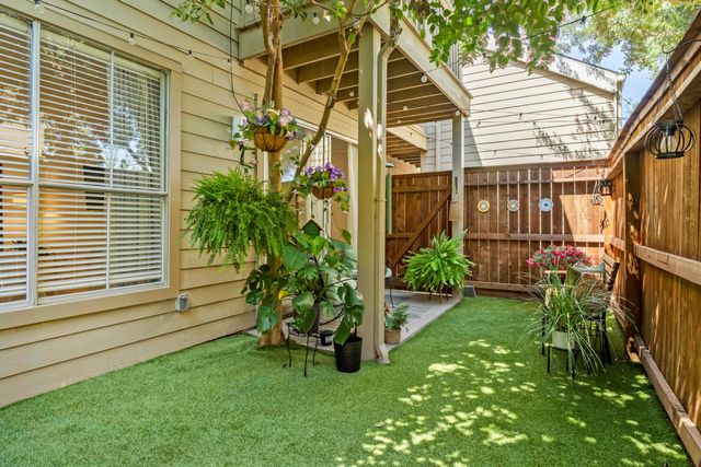 2100 Tanglewilde Street 141, Houston, TX 77063