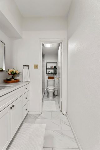 2100 Tanglewilde Street 141, Houston, TX 77063