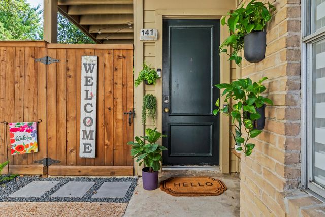2100 Tanglewilde Street 141, Houston, TX 77063