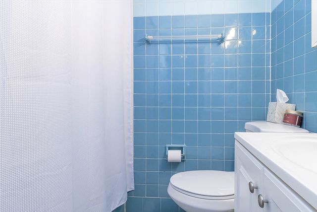 39 Garrison Rd. 2, Brookline, MA 02445