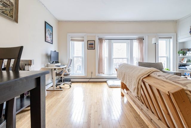 39 Garrison Rd. 2, Brookline, MA 02445