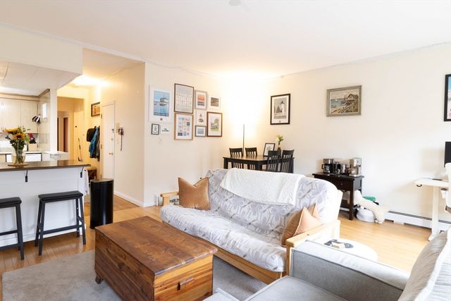 39 Garrison Rd. 2, Brookline, MA 02445