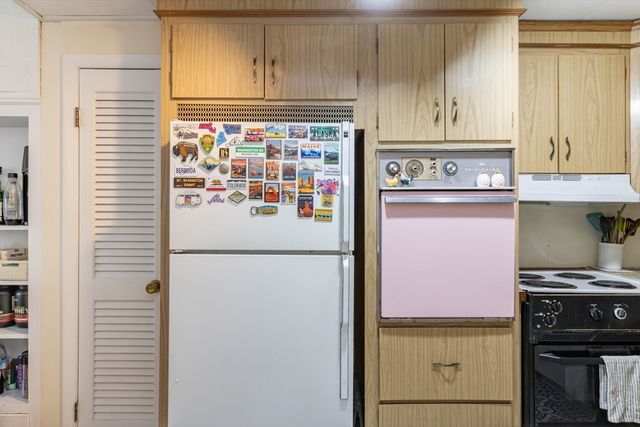 39 Garrison Rd. 2, Brookline, MA 02445