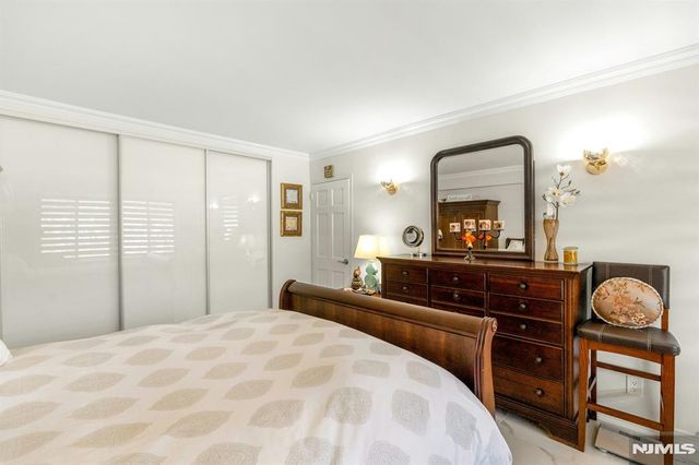 1203 River Road 8B, Edgewater, NJ 07020