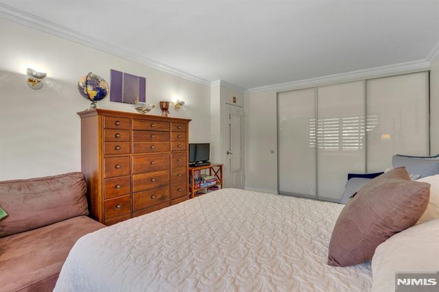 1203 River Road 8B, Edgewater, NJ 07020