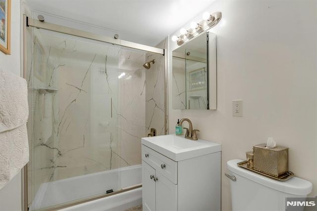 1203 River Road 8B, Edgewater, NJ 07020