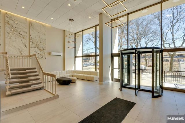 1203 River Road 8B, Edgewater, NJ 07020