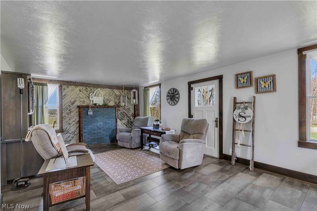 16236 Old State Road, Middlefield, OH 44062