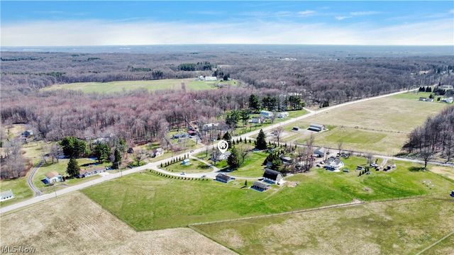 16236 Old State Road, Middlefield, OH 44062