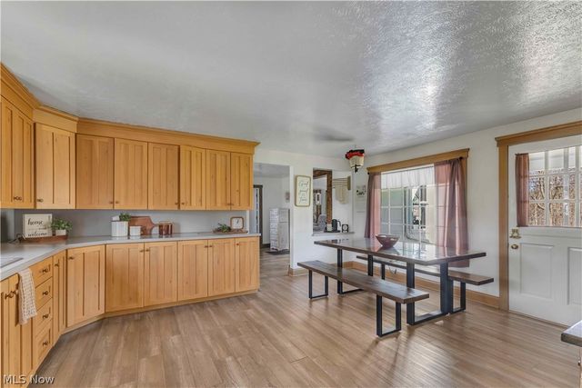 16236 Old State Road, Middlefield, OH 44062