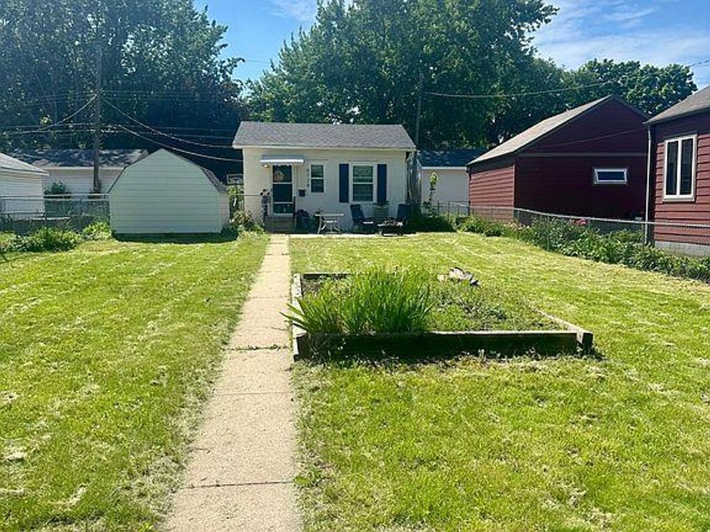 5728 26th Avenue S, Minneapolis, MN 55417