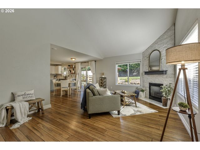 2519 FORGE Dr, Forest Grove, OR 97116