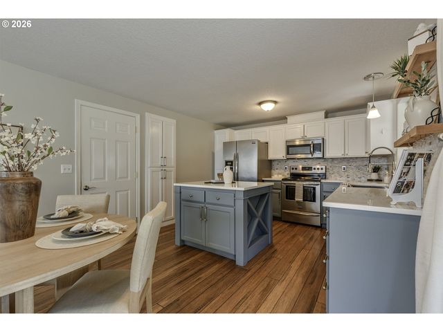 2519 FORGE Dr, Forest Grove, OR 97116