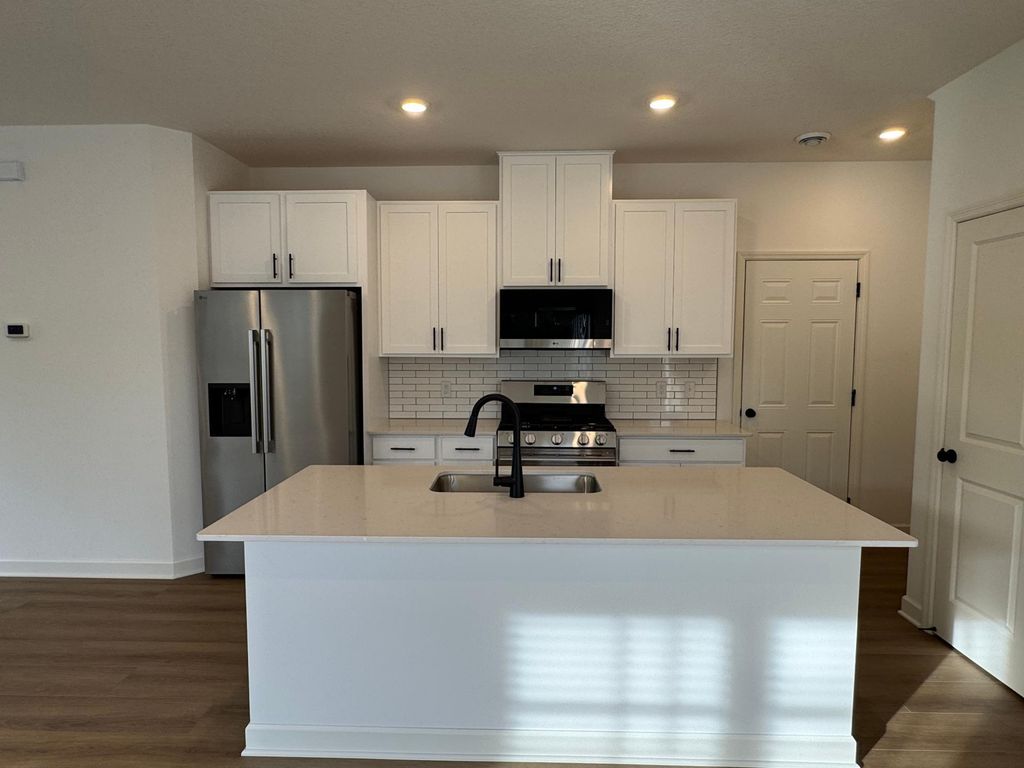 11160 203rd Street W, Lakeville, MN 55044 — photo 2