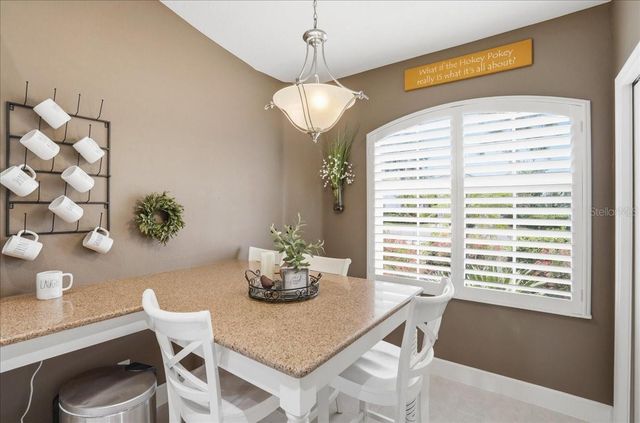 2082 MESIC HAMMOCK WAY, Venice, FL 34292