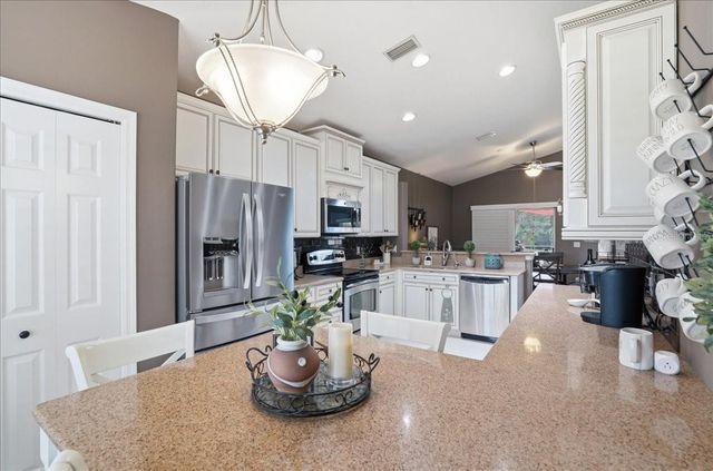 2082 MESIC HAMMOCK WAY, Venice, FL 34292